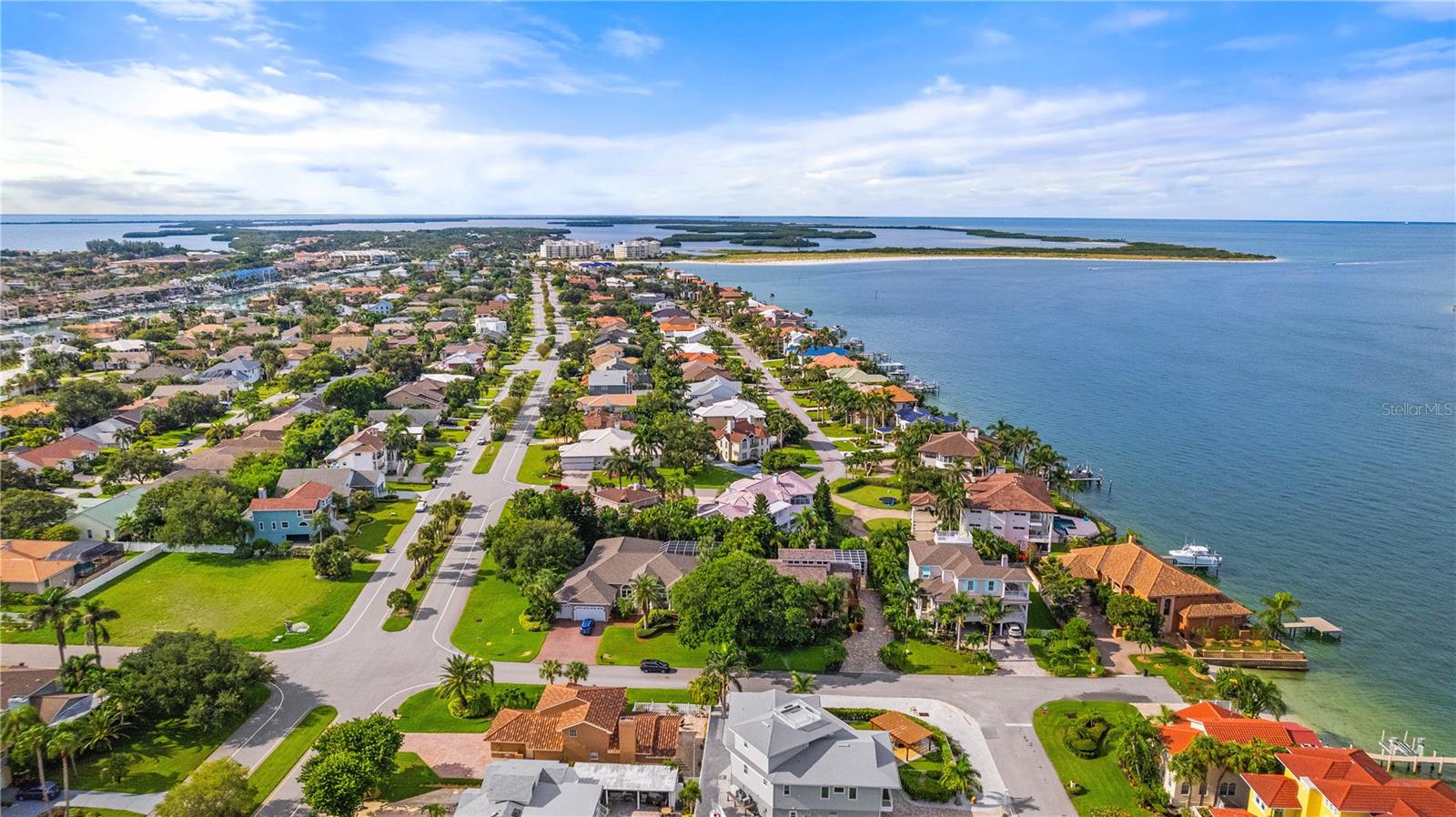 608 COLUMBUS DR, ST PETERSBURG, FL, 33715