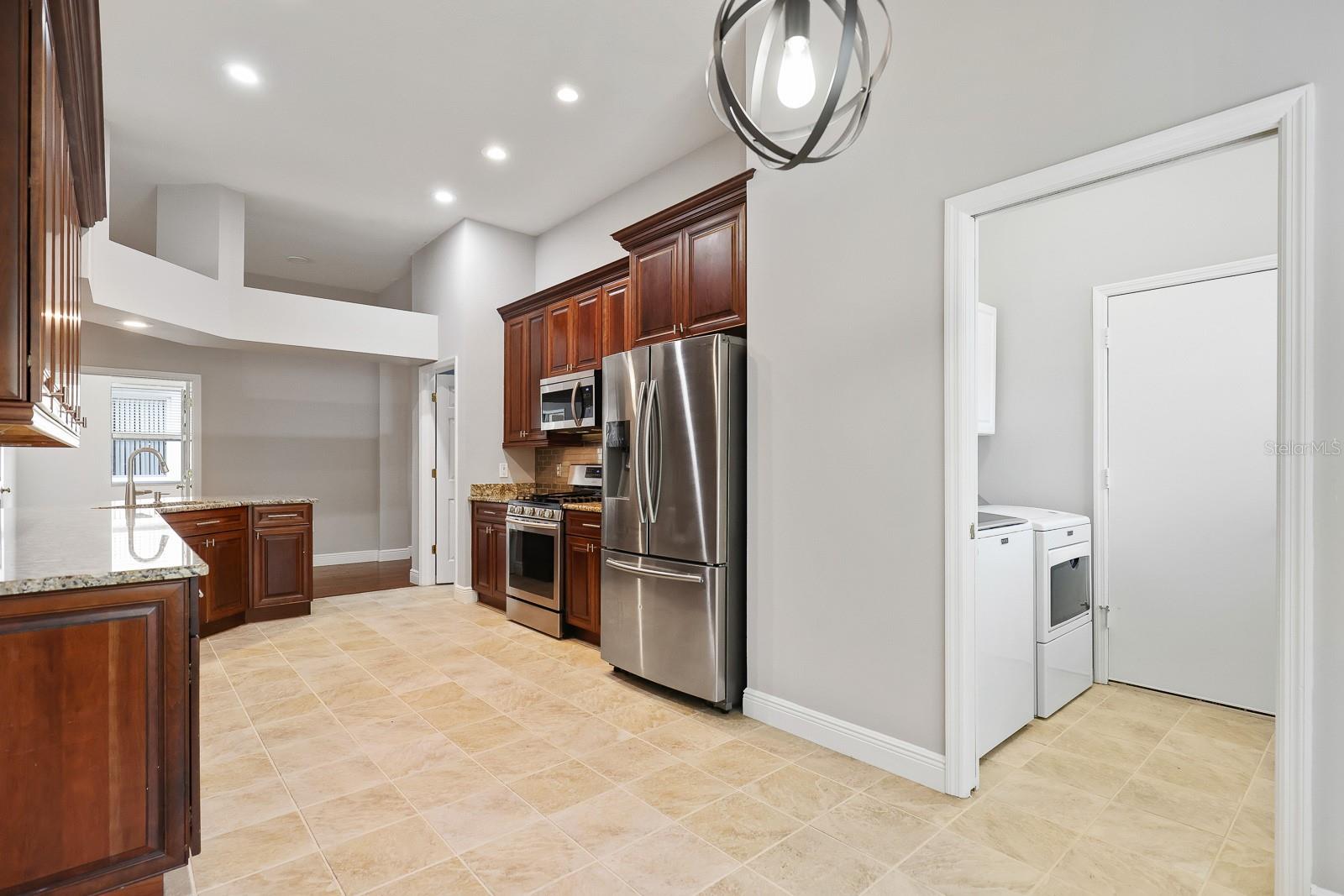 15533 MARTINMEADOW DR, LITHIA, FL, 33547