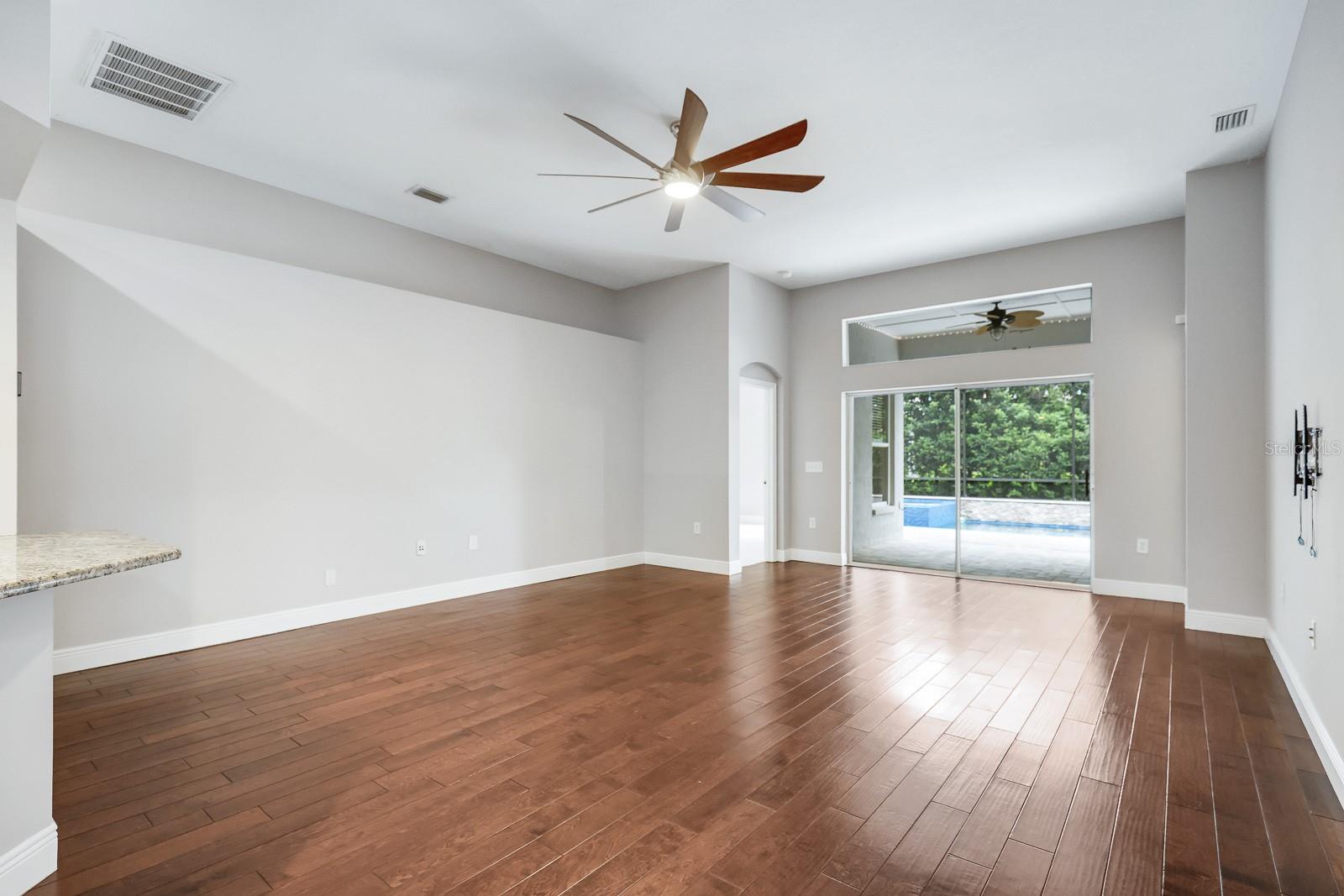 15533 MARTINMEADOW DR, LITHIA, FL, 33547