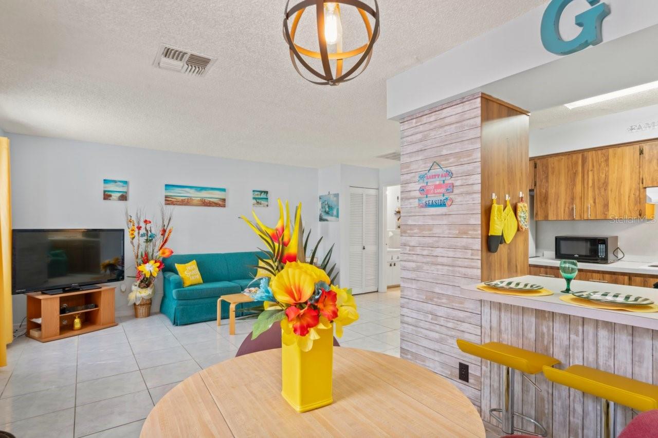 W7878816 Property Photo