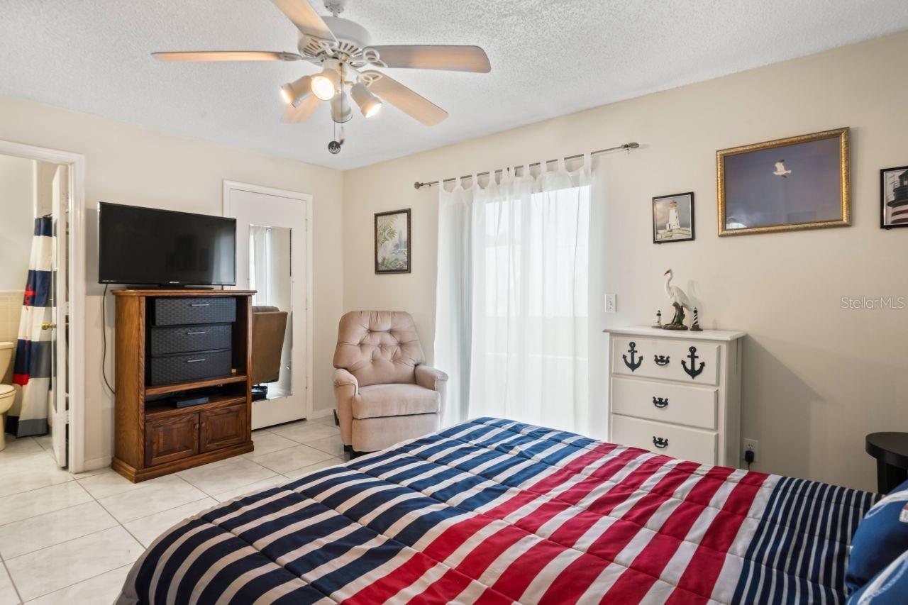 W7878816 Property Photo