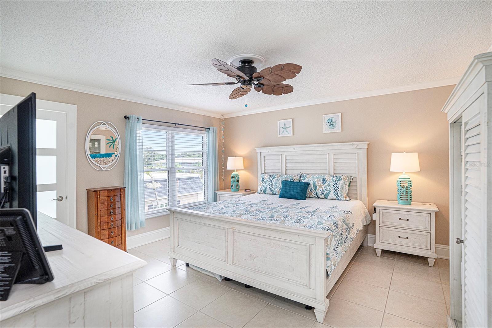 139 BLUFF VIEW DR #202, BELLEAIR BLUFFS, FL, 33770