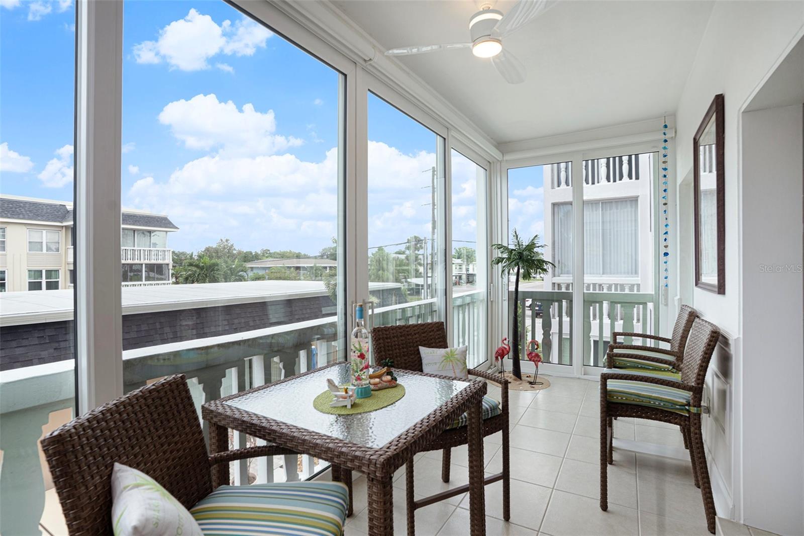 139 BLUFF VIEW DR #202, BELLEAIR BLUFFS, FL, 33770