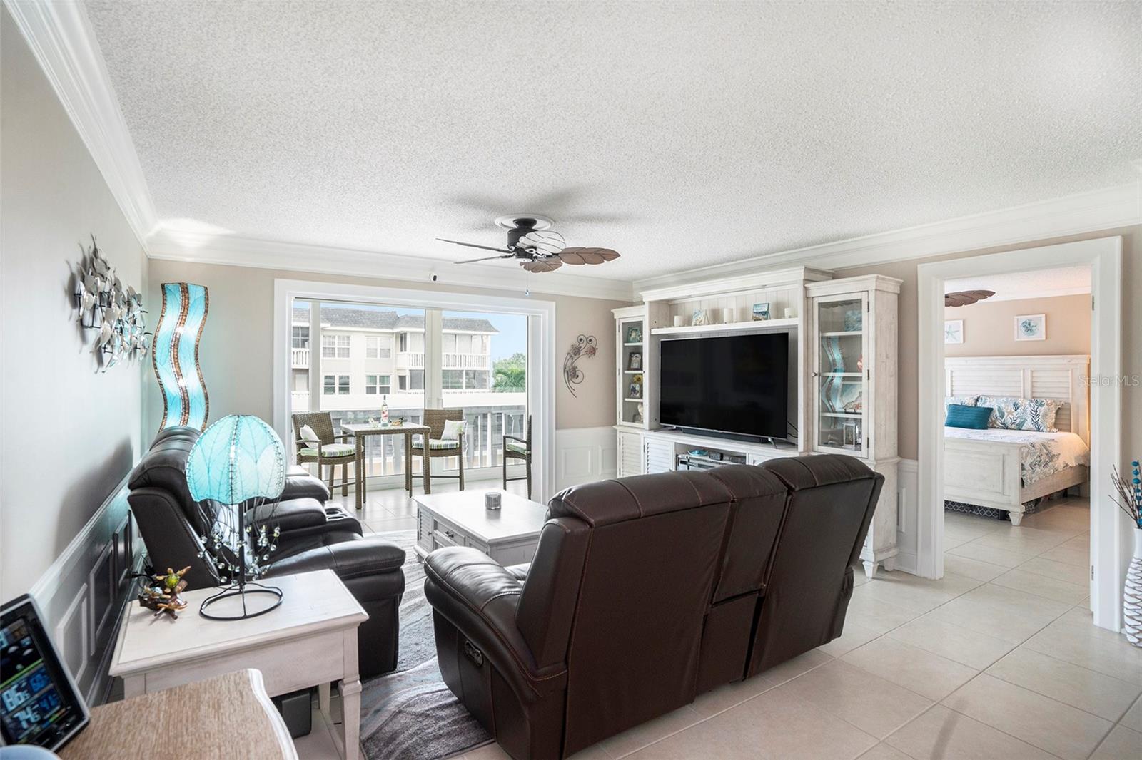 139 BLUFF VIEW DR #202, BELLEAIR BLUFFS, FL, 33770