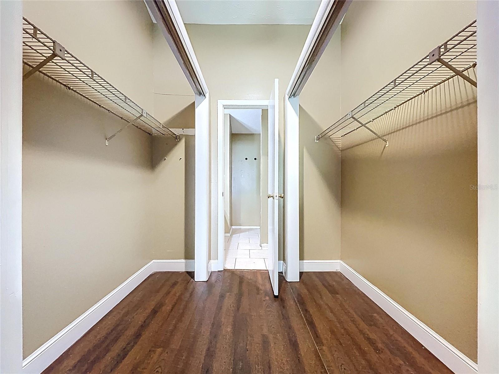 9476 FOREST HILLS PL #0, TAMPA, FL, 33612