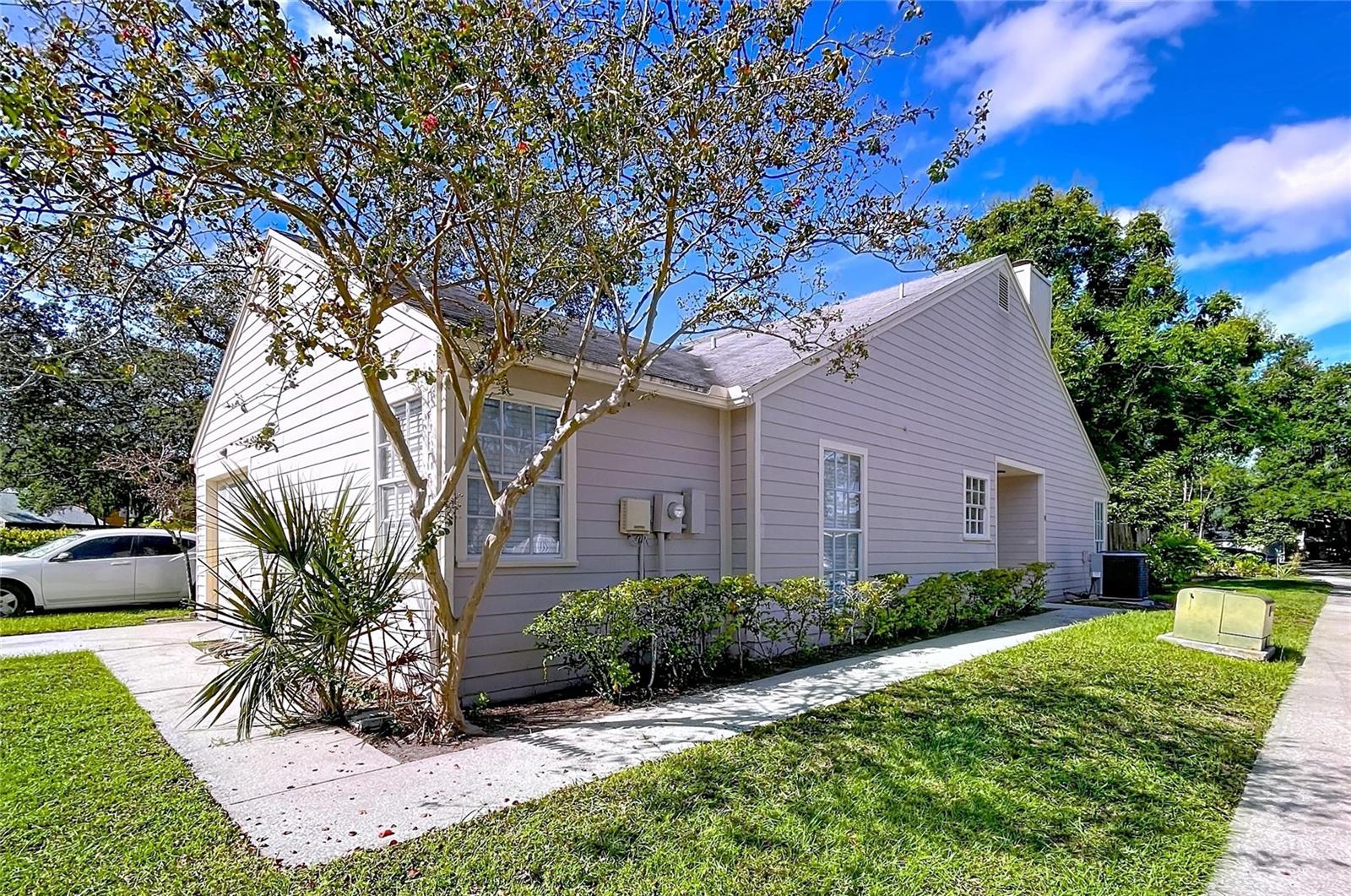 9476 FOREST HILLS PL #0, TAMPA, FL, 33612