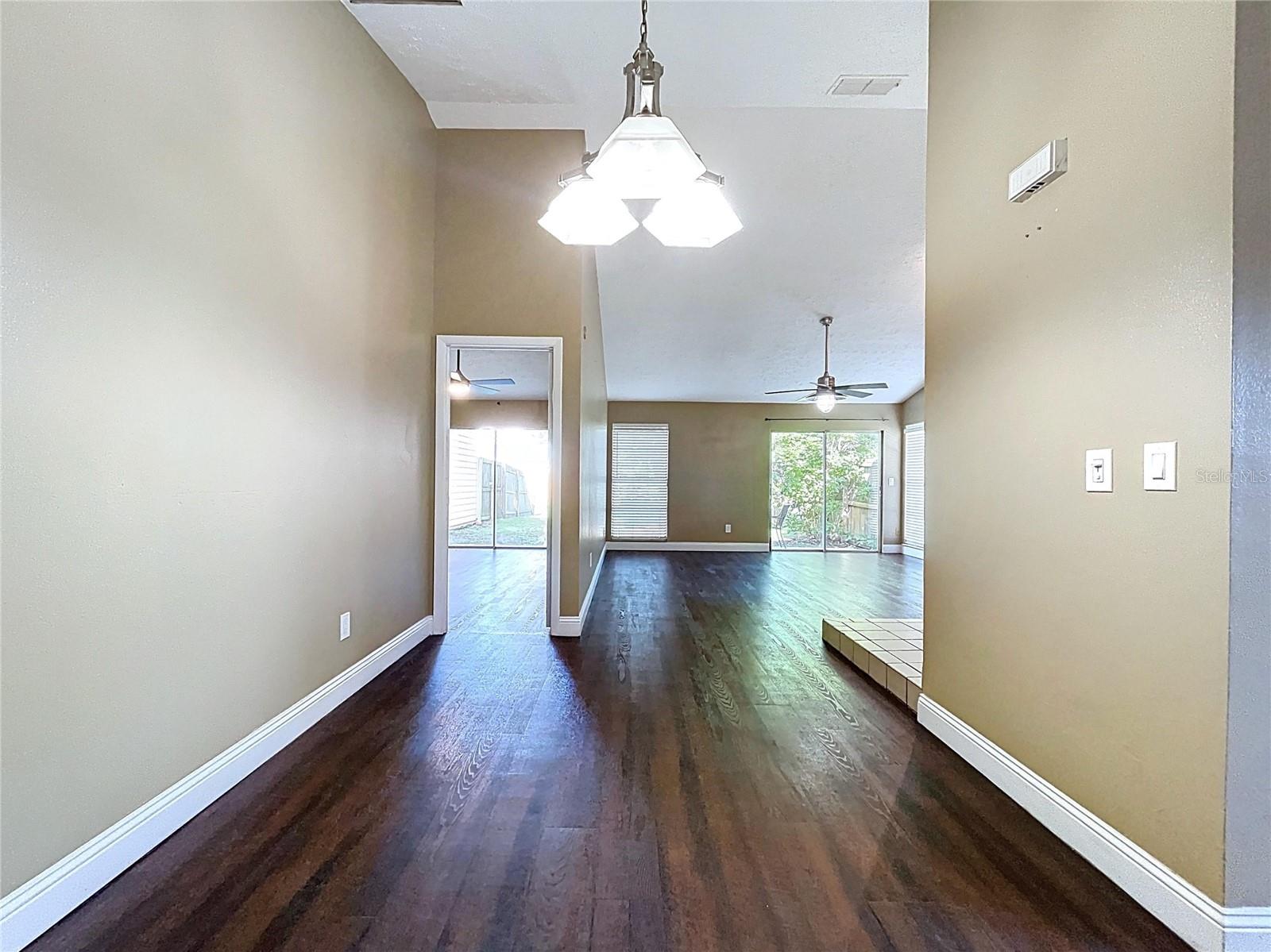 9476 FOREST HILLS PL #0, TAMPA, FL, 33612