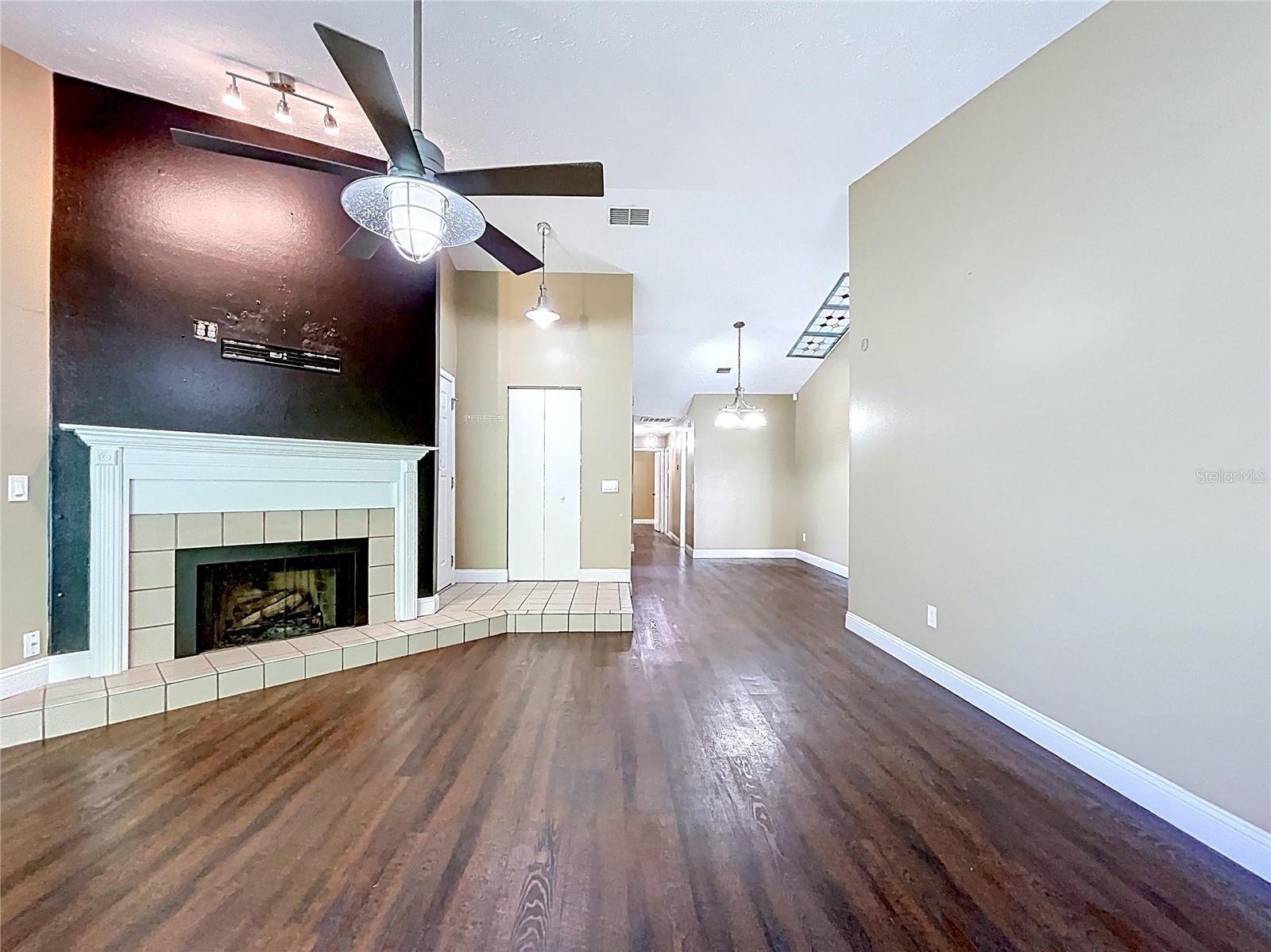 9476 FOREST HILLS PL #0, TAMPA, FL, 33612