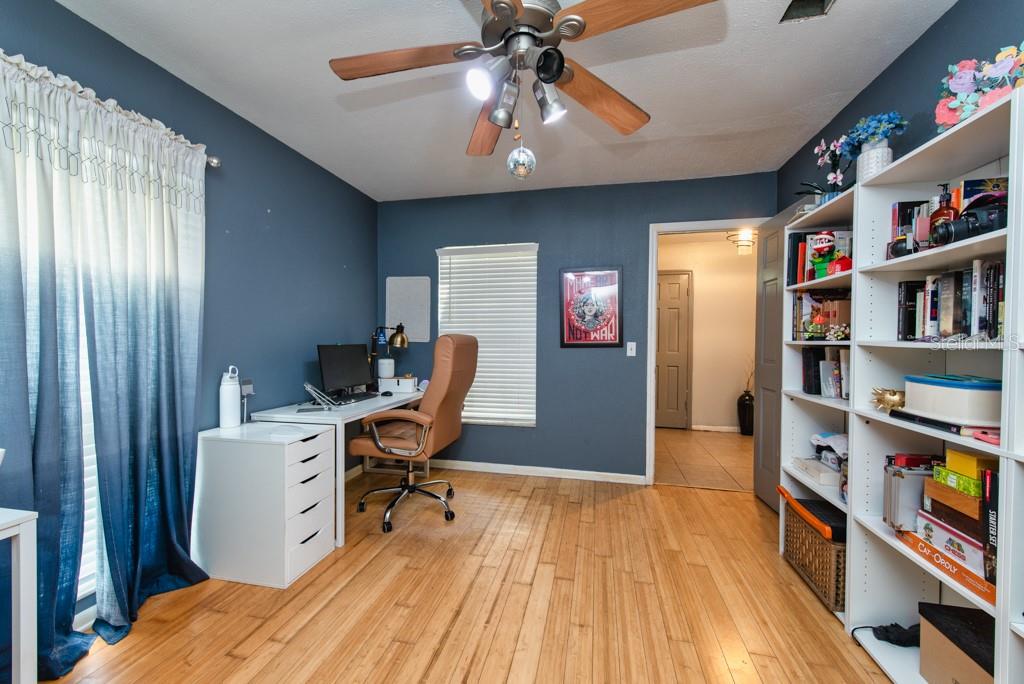 1013 HALLWOOD LOOP, BRANDON, FL, 33511