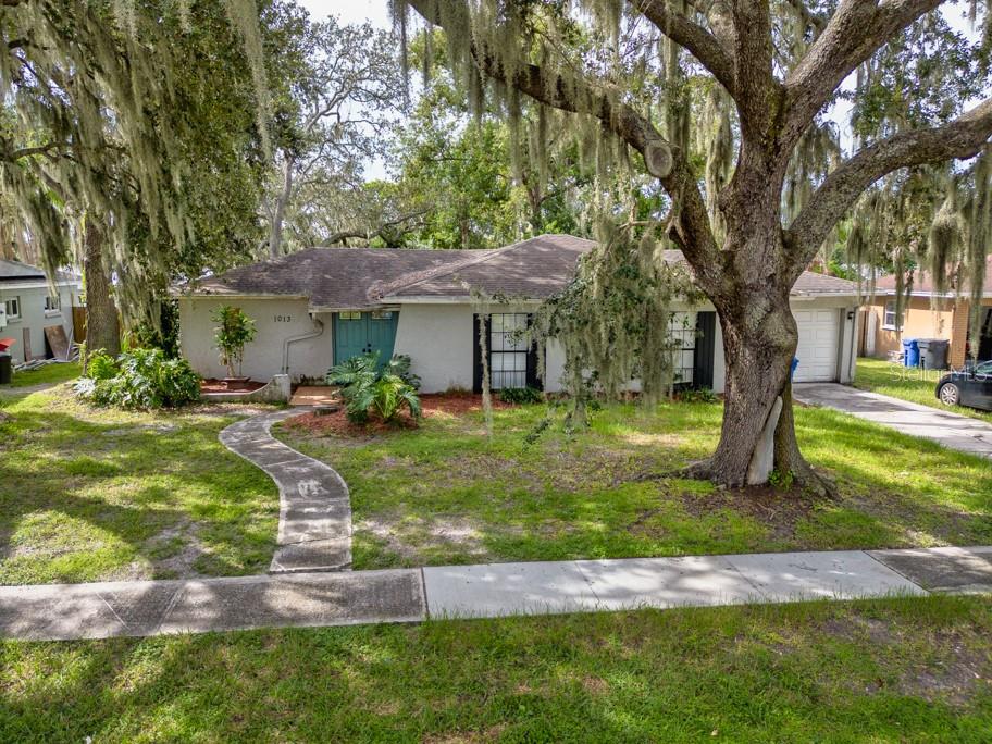 1013 HALLWOOD LOOP, BRANDON, FL, 33511