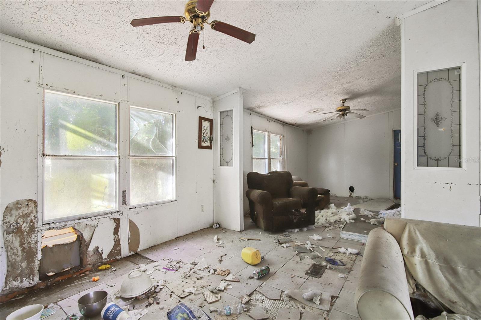 O6342628 Property Photo