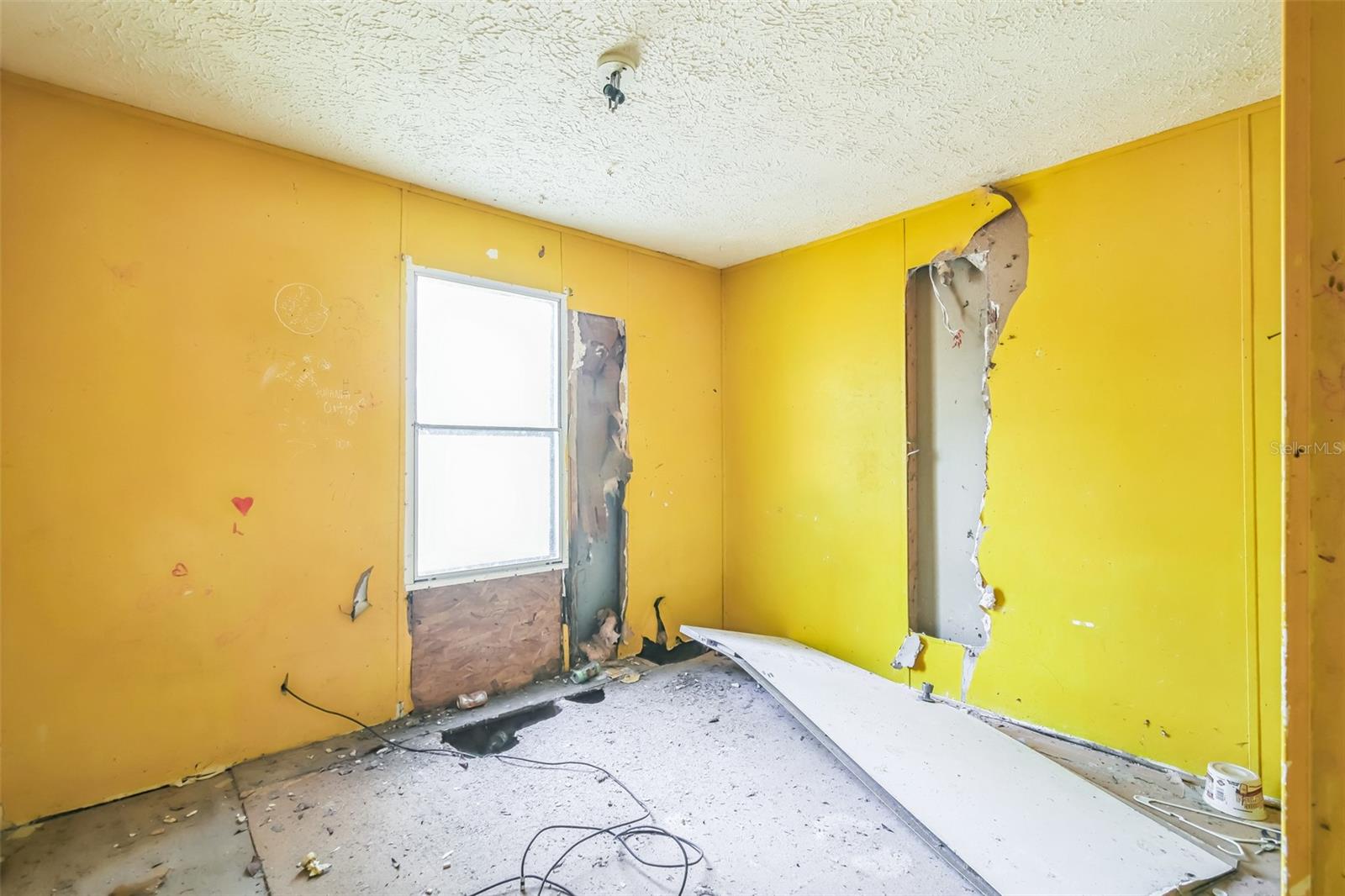 O6342628 Property Photo