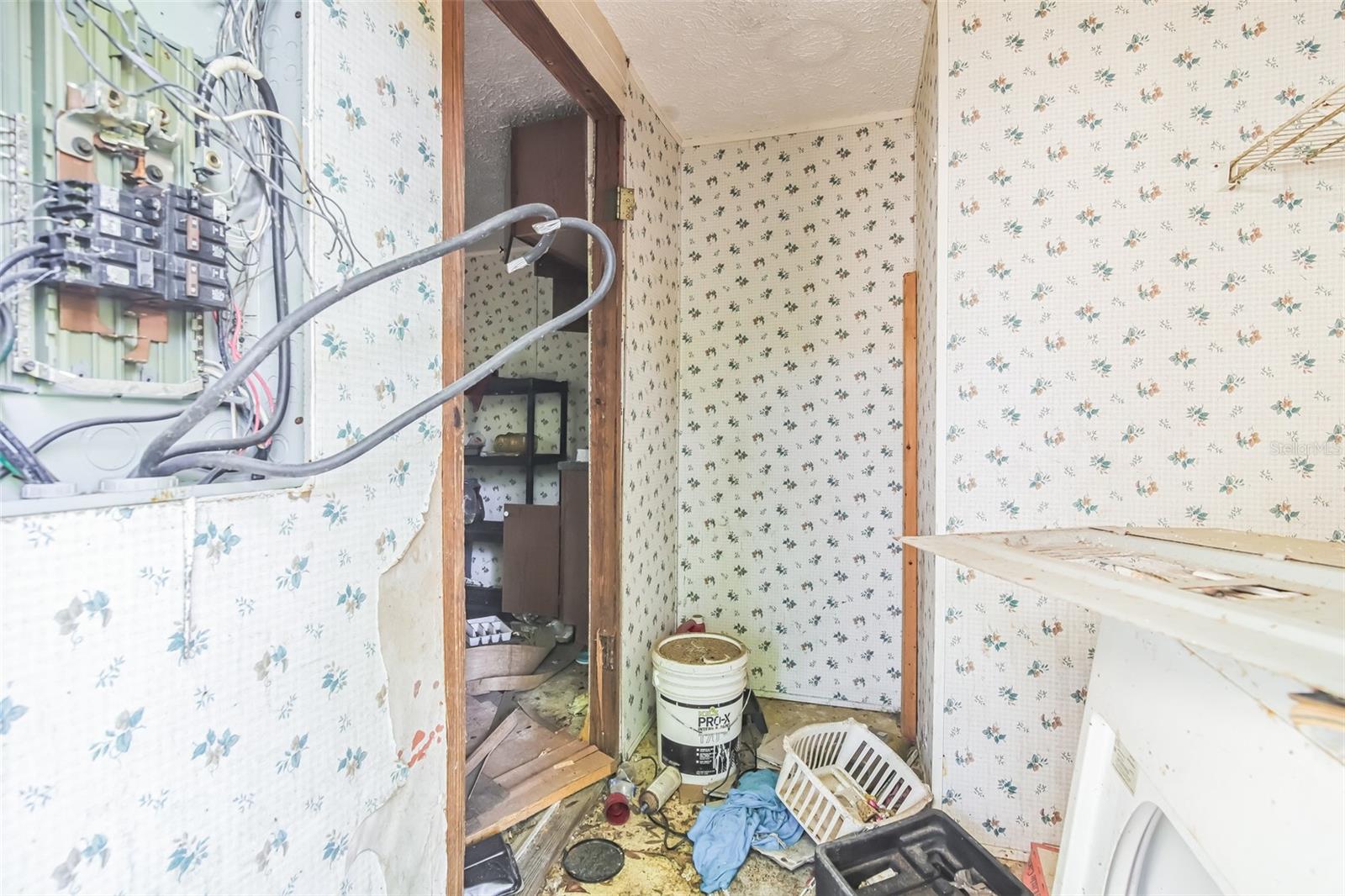 O6342628 Property Photo