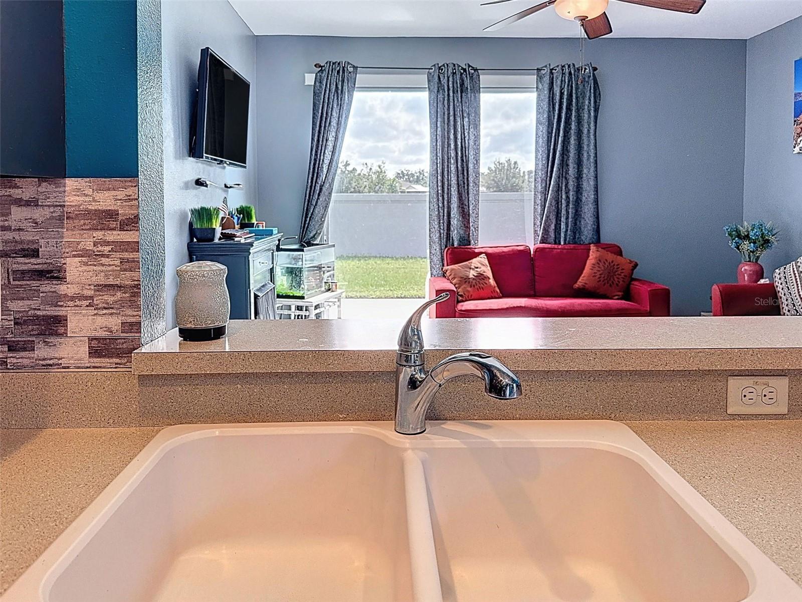 1072 HILL FLOWER DR, BROOKSVILLE, FL, 34604