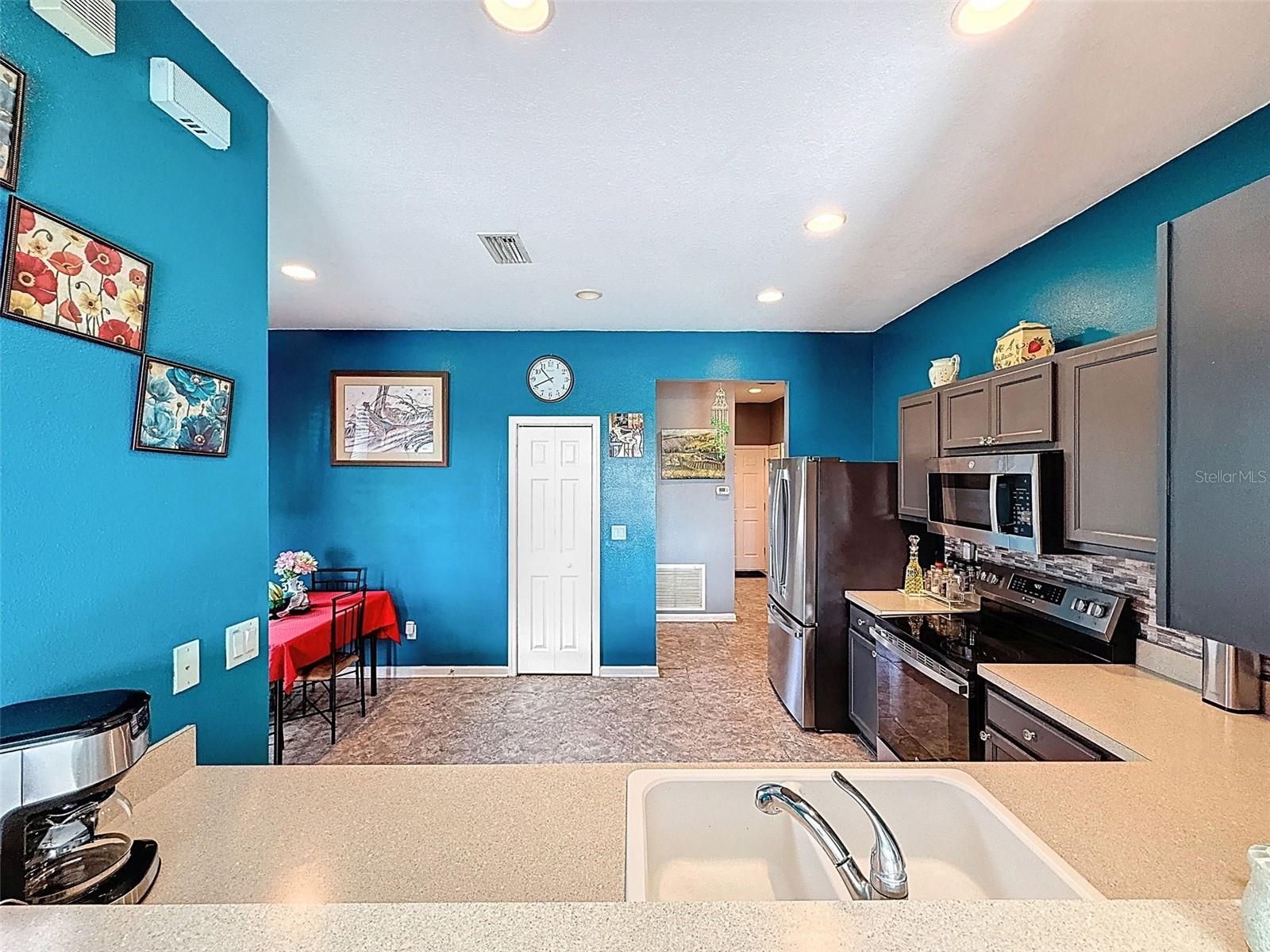 1072 HILL FLOWER DR, BROOKSVILLE, FL, 34604