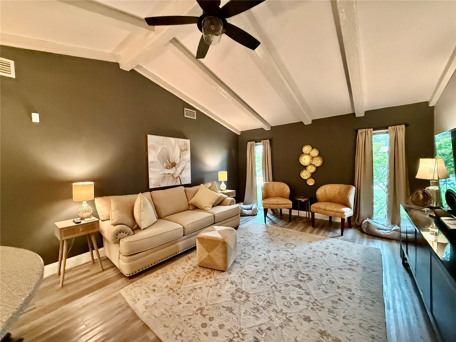 A4664481 Property Photo
