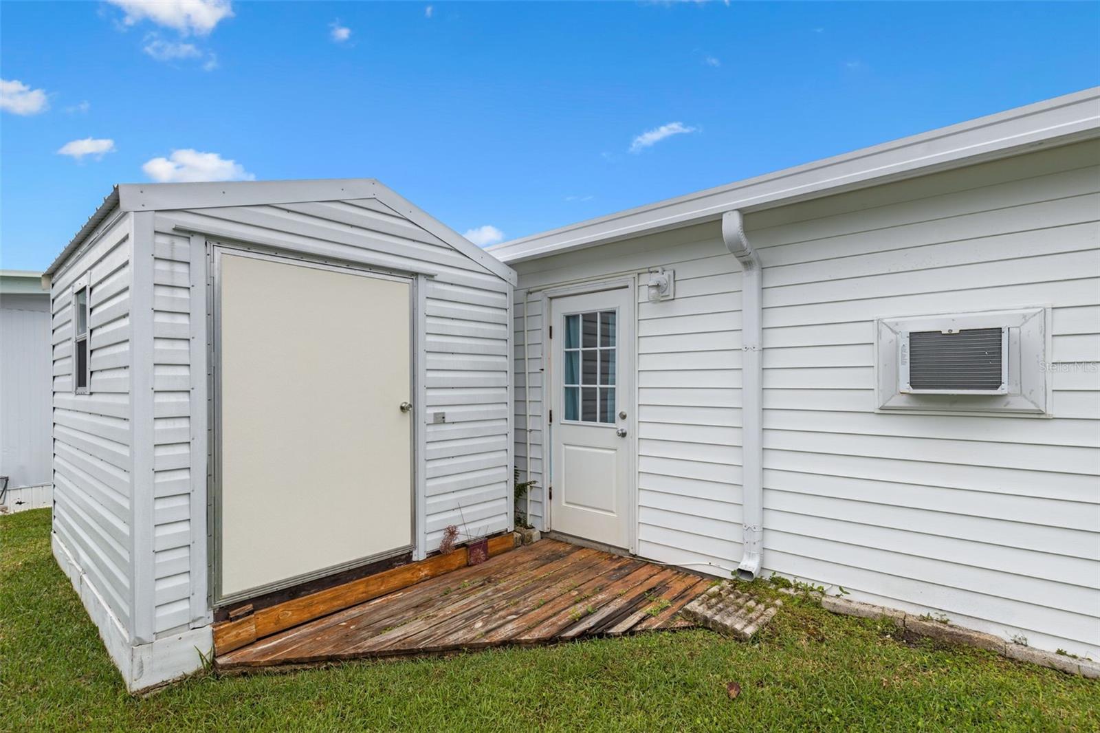 O6342634 Property Photo