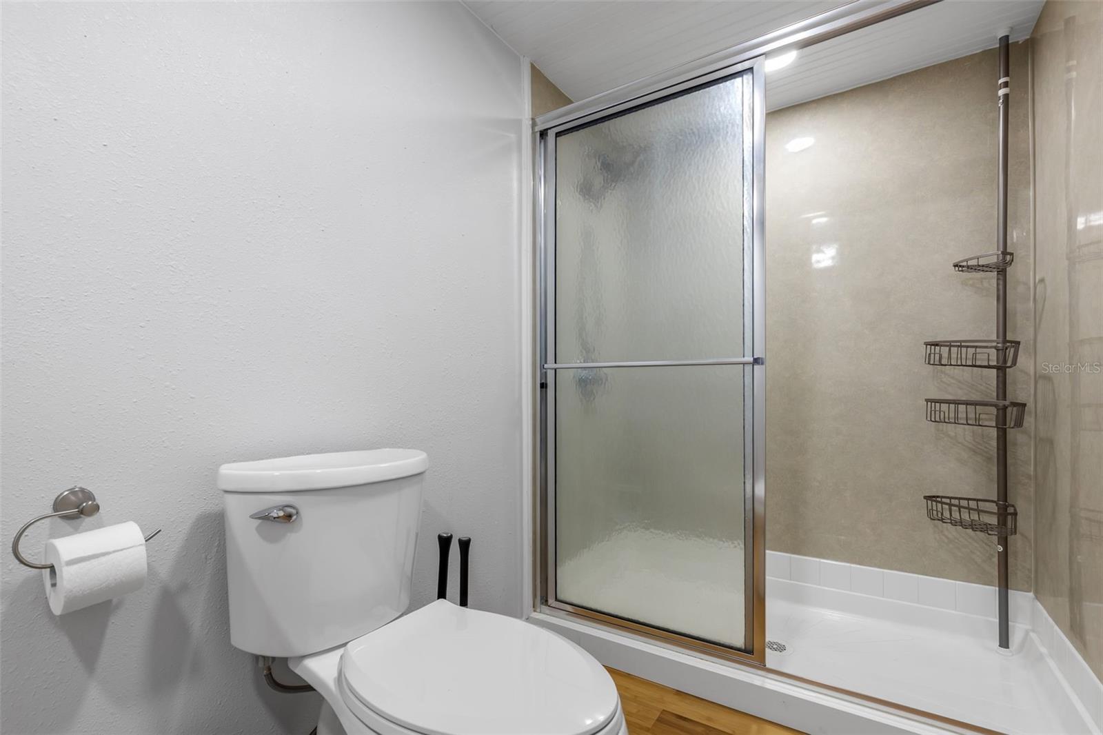 O6342634 Property Photo