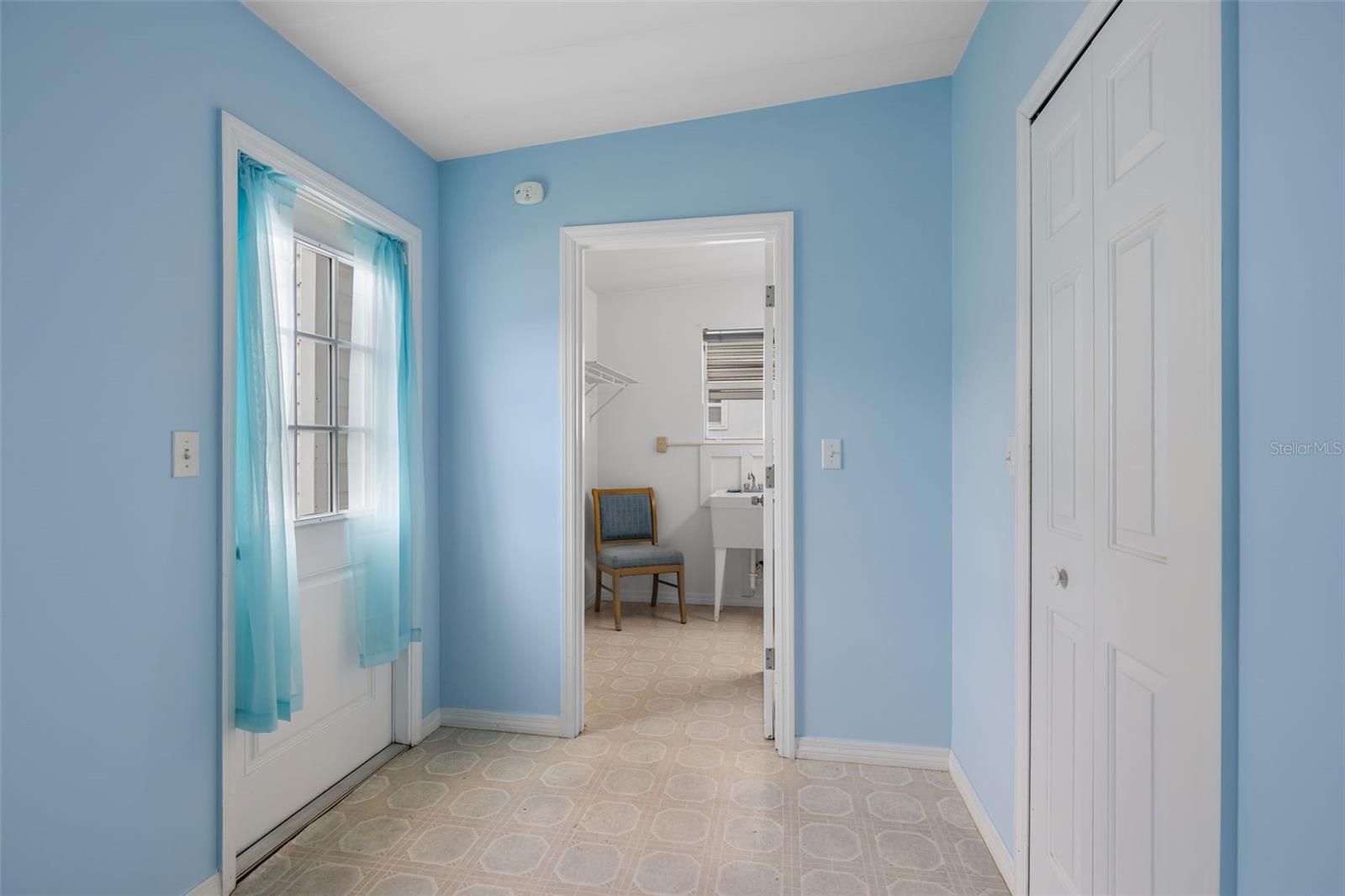 O6342634 Property Photo