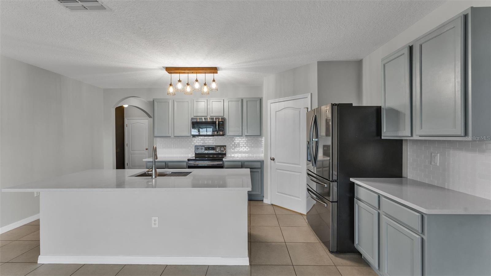 2013 VAN BUREN LOOP, AUBURNDALE, FL, 33823