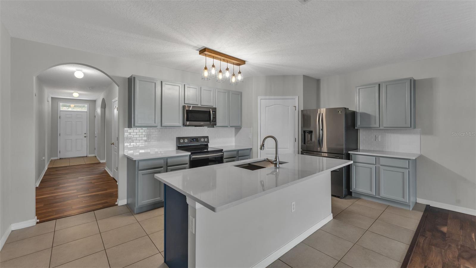 2013 VAN BUREN LOOP, AUBURNDALE, FL, 33823