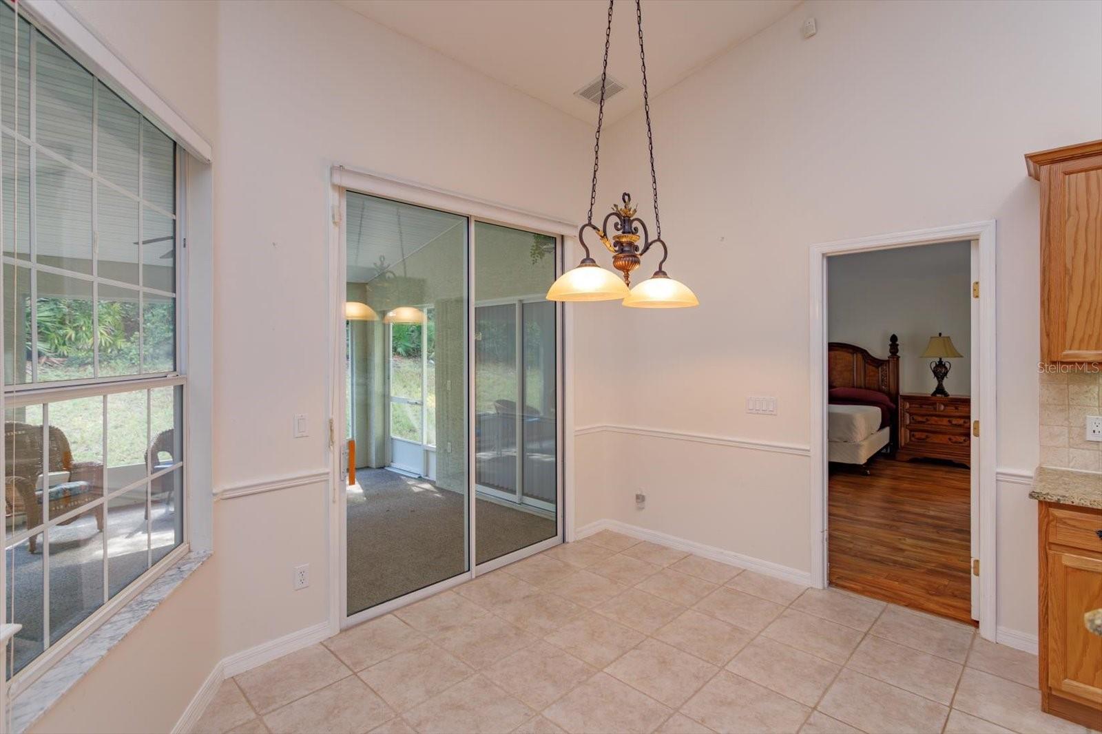 549 QUAIL LAKE DR, DEBARY, FL, 32713