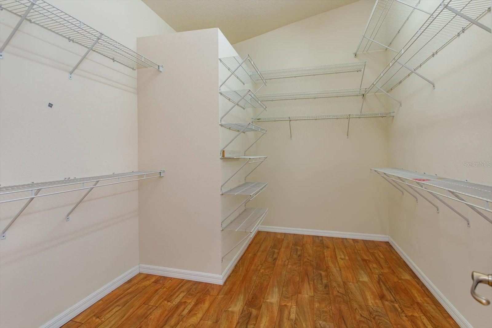 549 QUAIL LAKE DR, DEBARY, FL, 32713