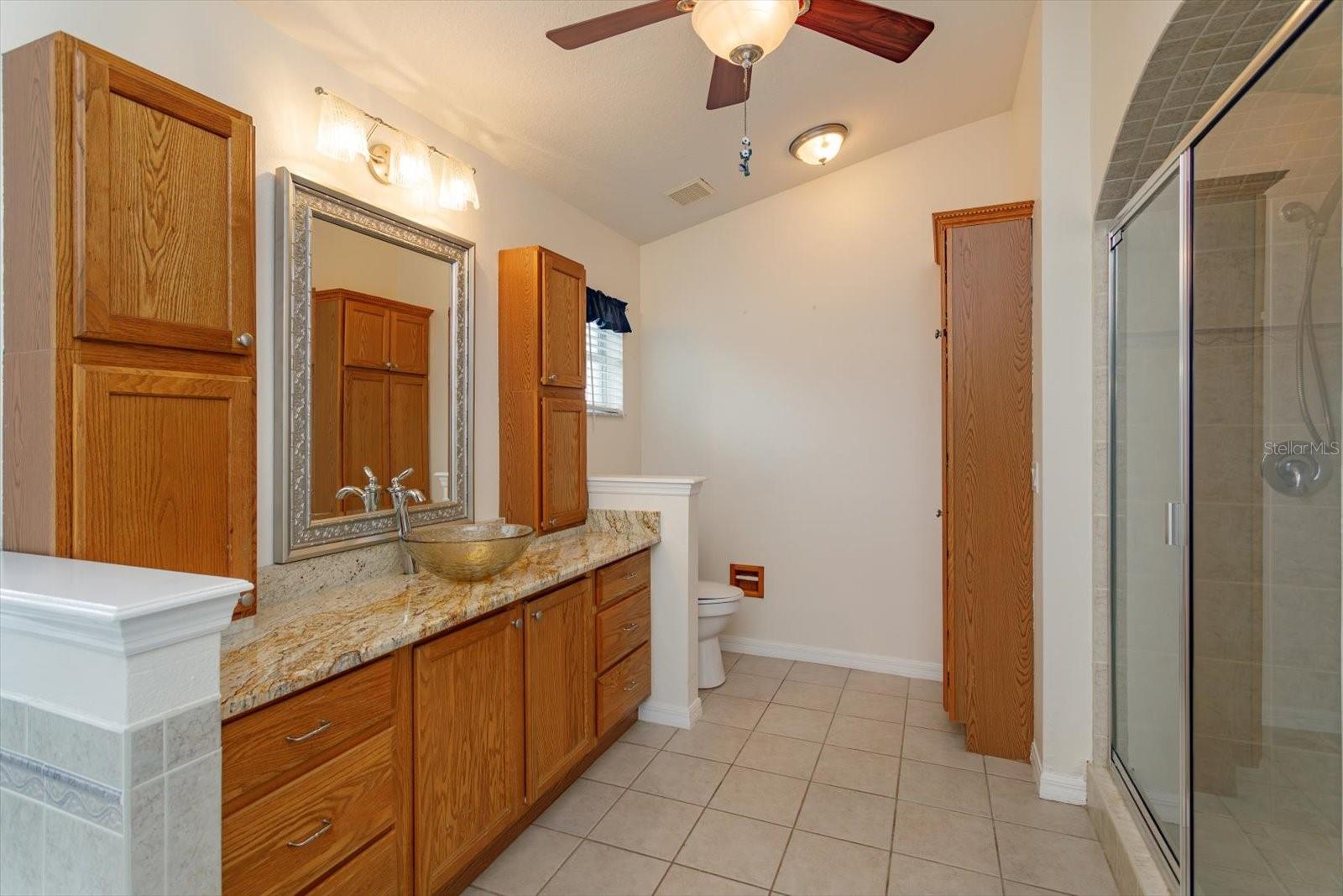 549 QUAIL LAKE DR, DEBARY, FL, 32713