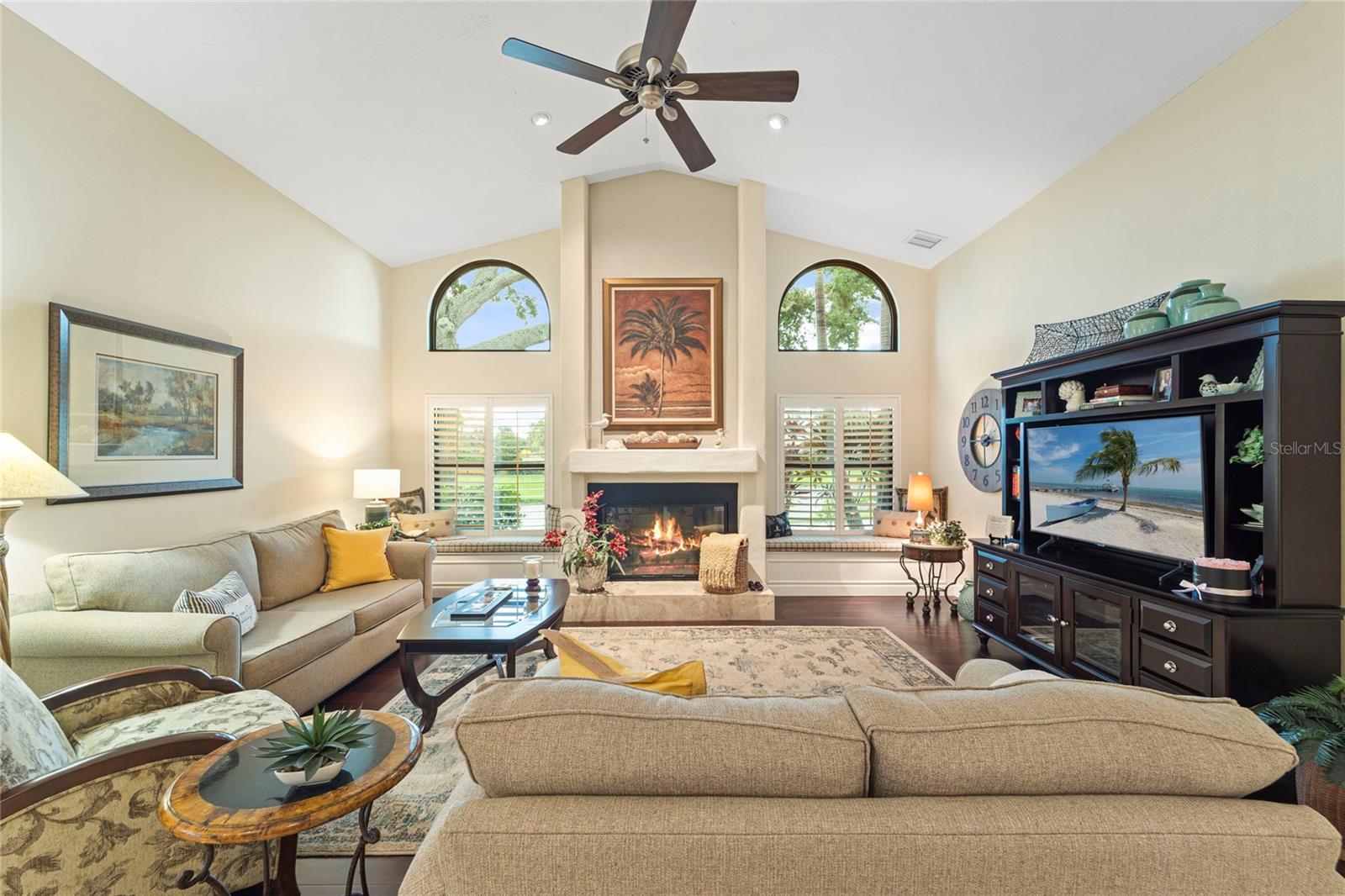 A4664498 Property Photo