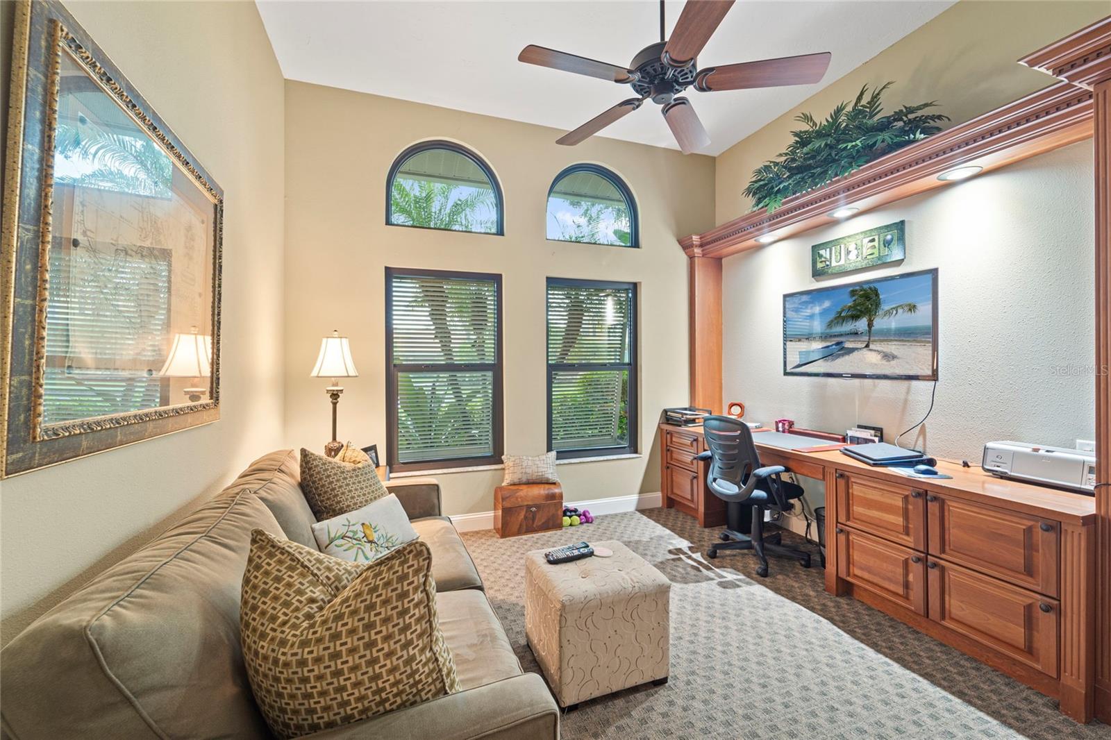A4664498 Property Photo