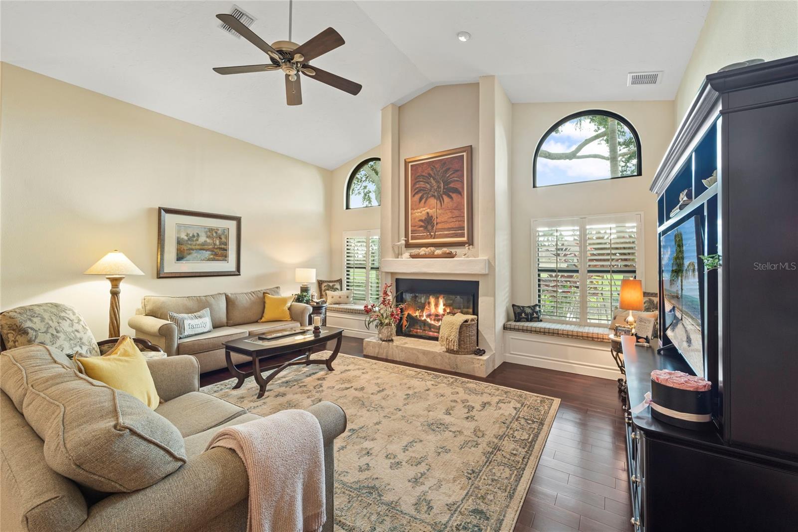 A4664498 Property Photo