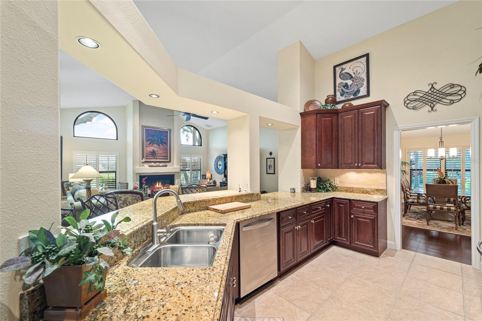 A4664498 Property Photo