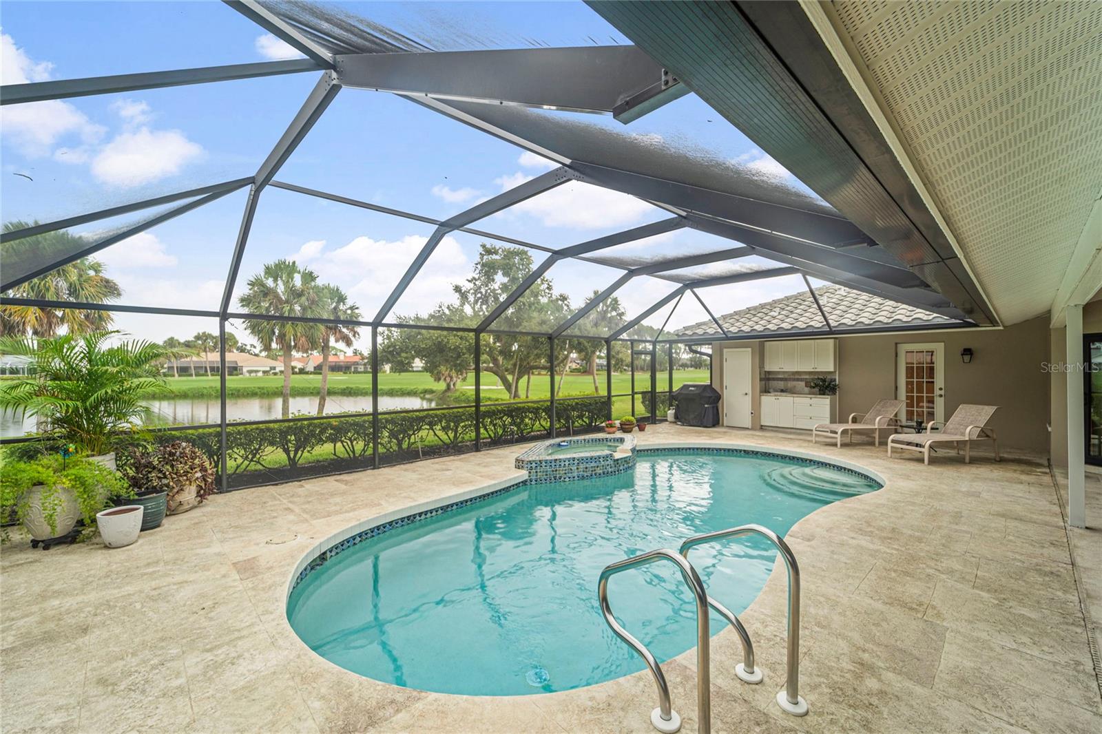 A4664498 Property Photo