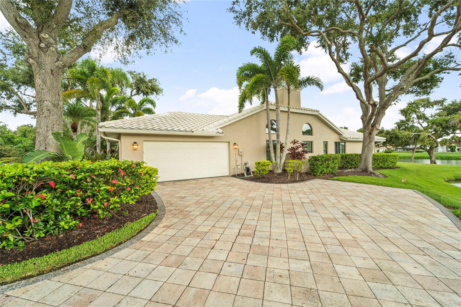 A4664498 Property Photo