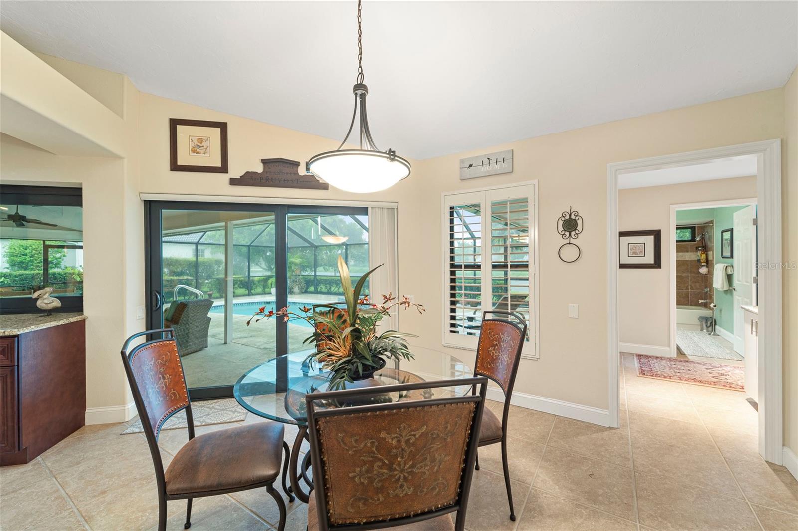 A4664498 Property Photo