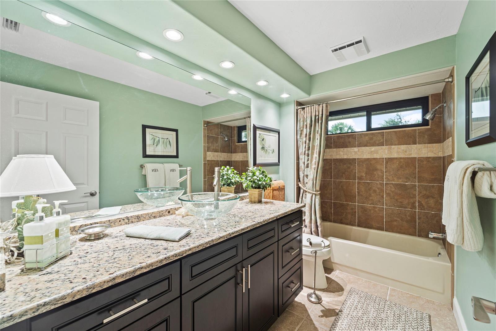 A4664498 Property Photo