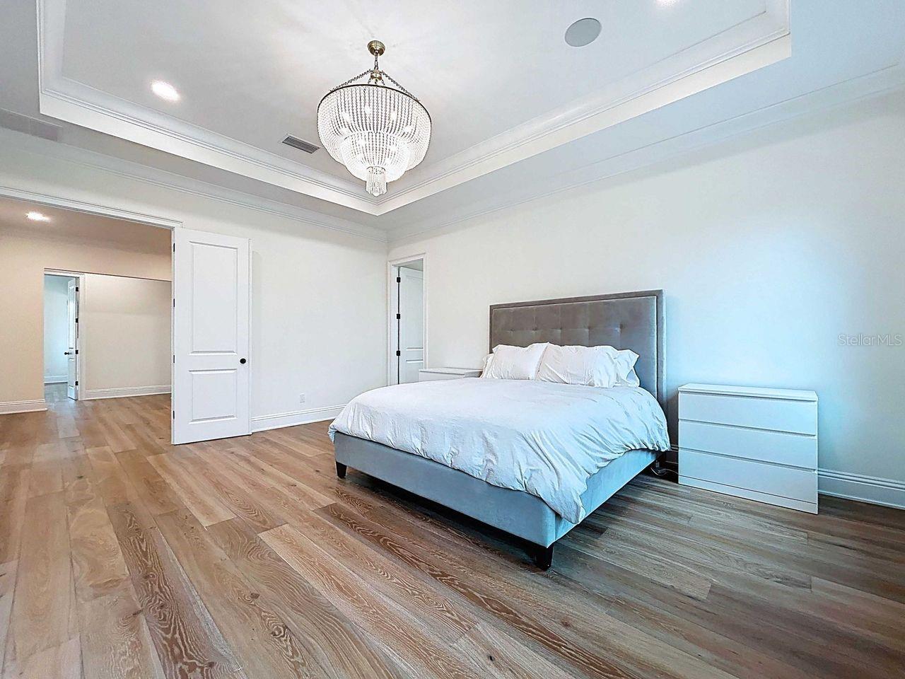 5011 W DICKENS AVE, TAMPA, FL, 33629