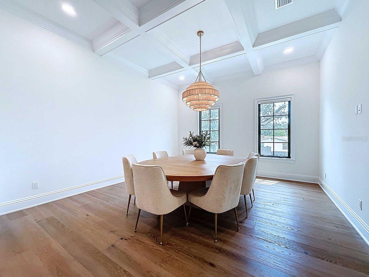 5011 W DICKENS AVE, TAMPA, FL, 33629