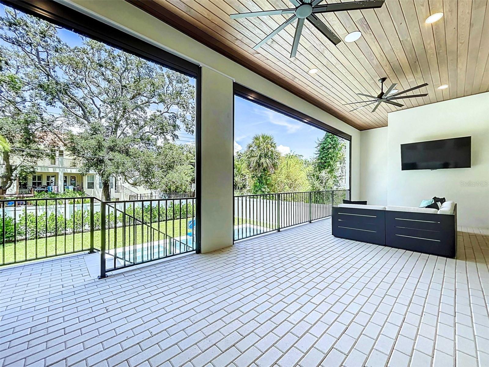 5011 W DICKENS AVE, TAMPA, FL, 33629