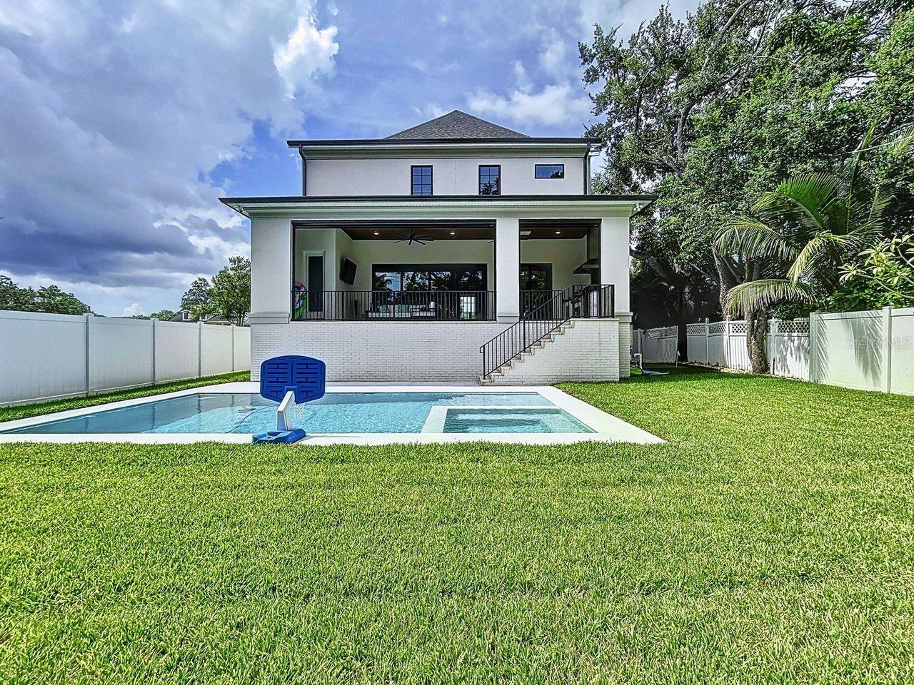 5011 W DICKENS AVE, TAMPA, FL, 33629