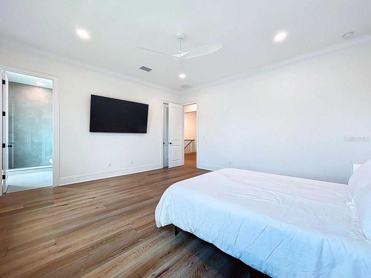 5011 W DICKENS AVE, TAMPA, FL, 33629