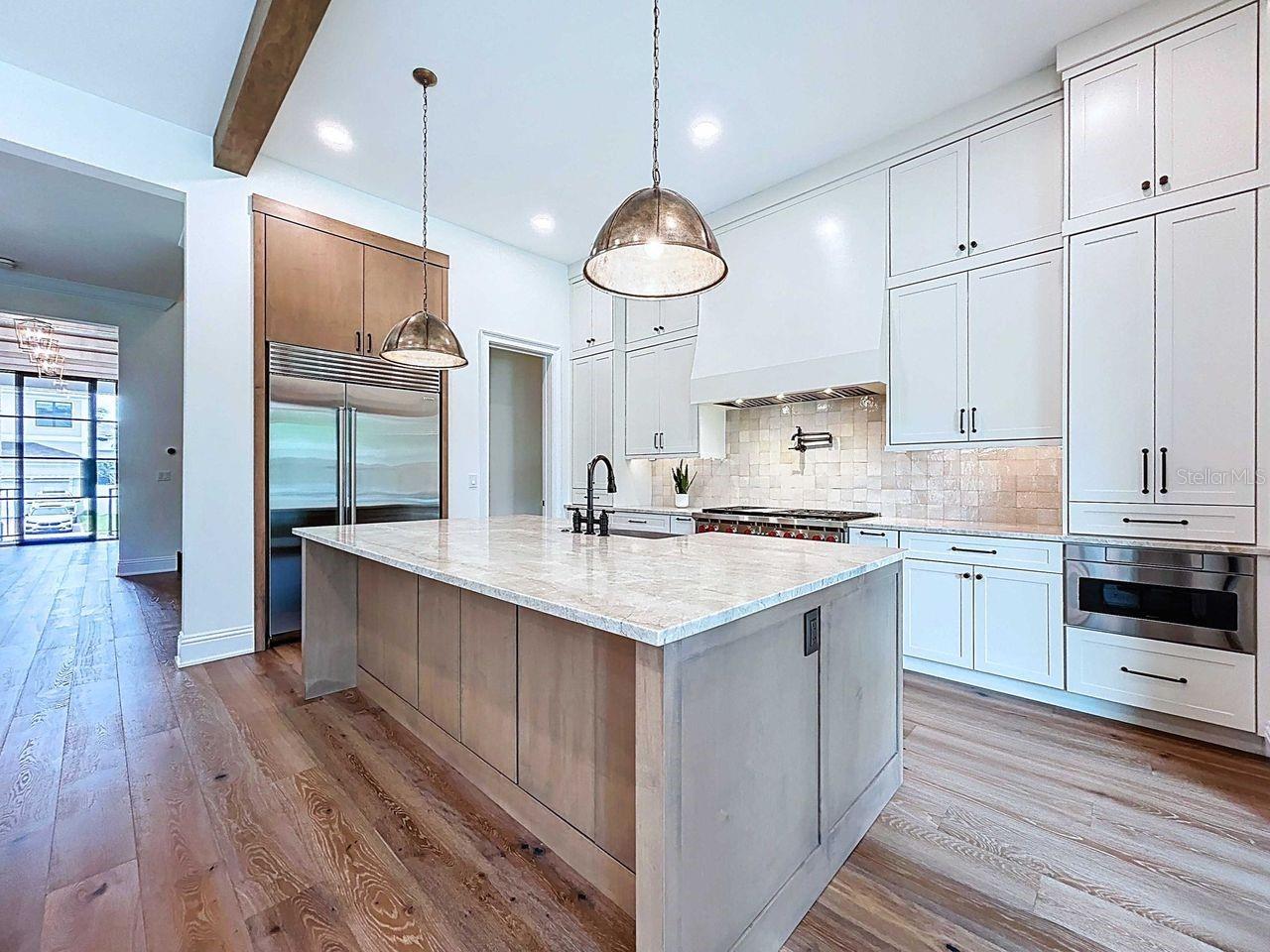 5011 W DICKENS AVE, TAMPA, FL, 33629