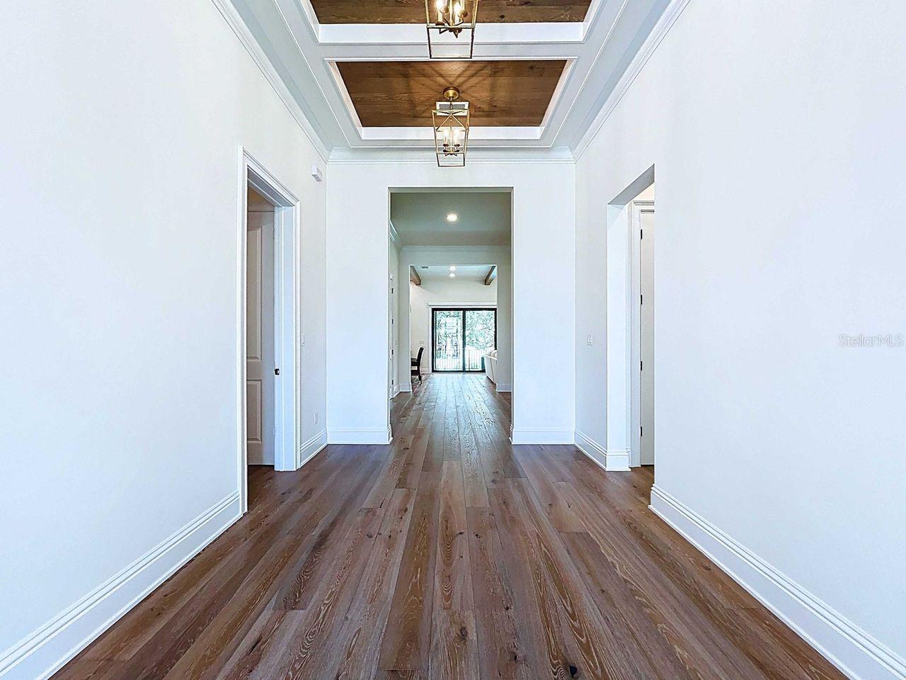 5011 W DICKENS AVE, TAMPA, FL, 33629