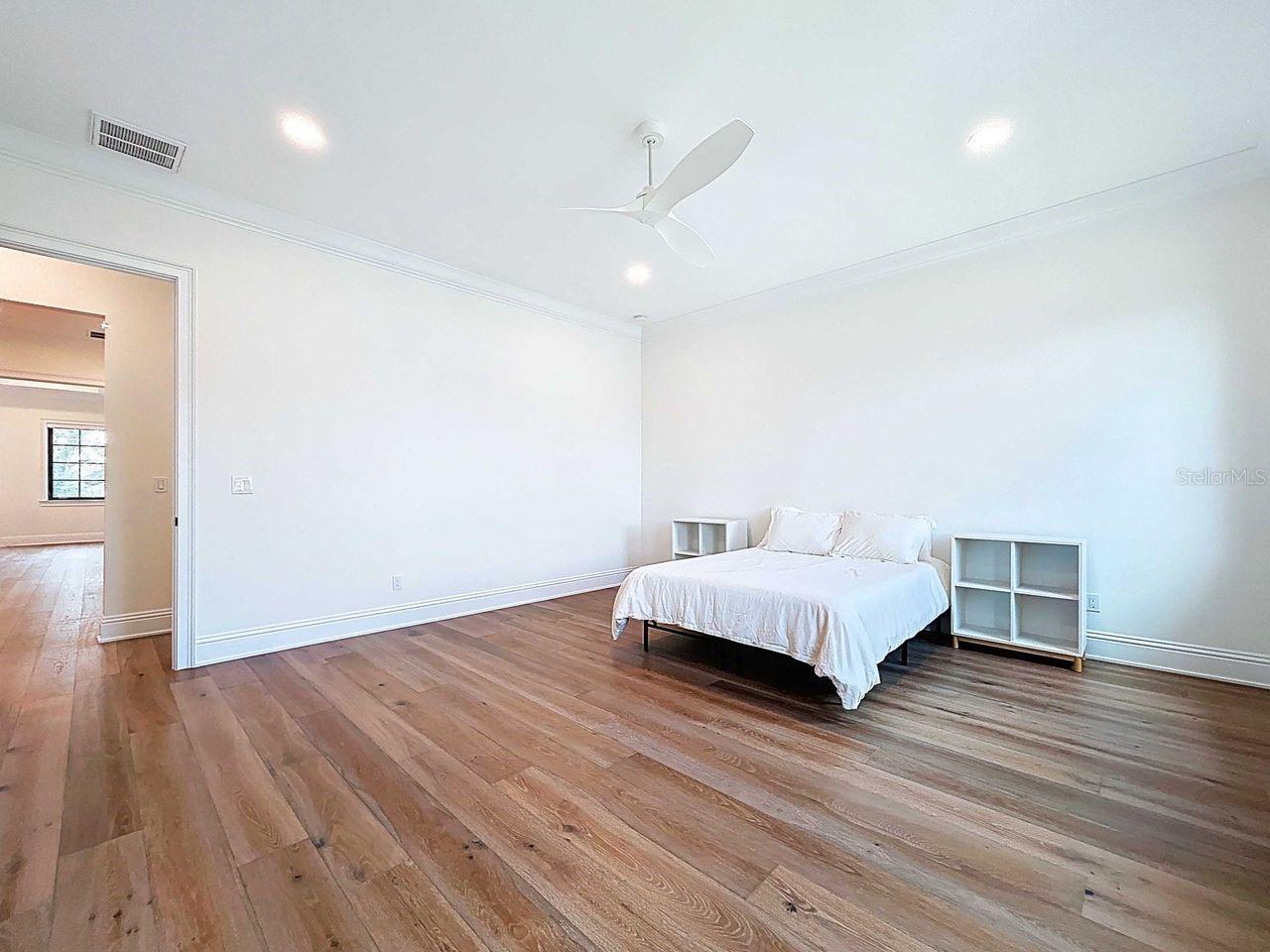 5011 W DICKENS AVE, TAMPA, FL, 33629