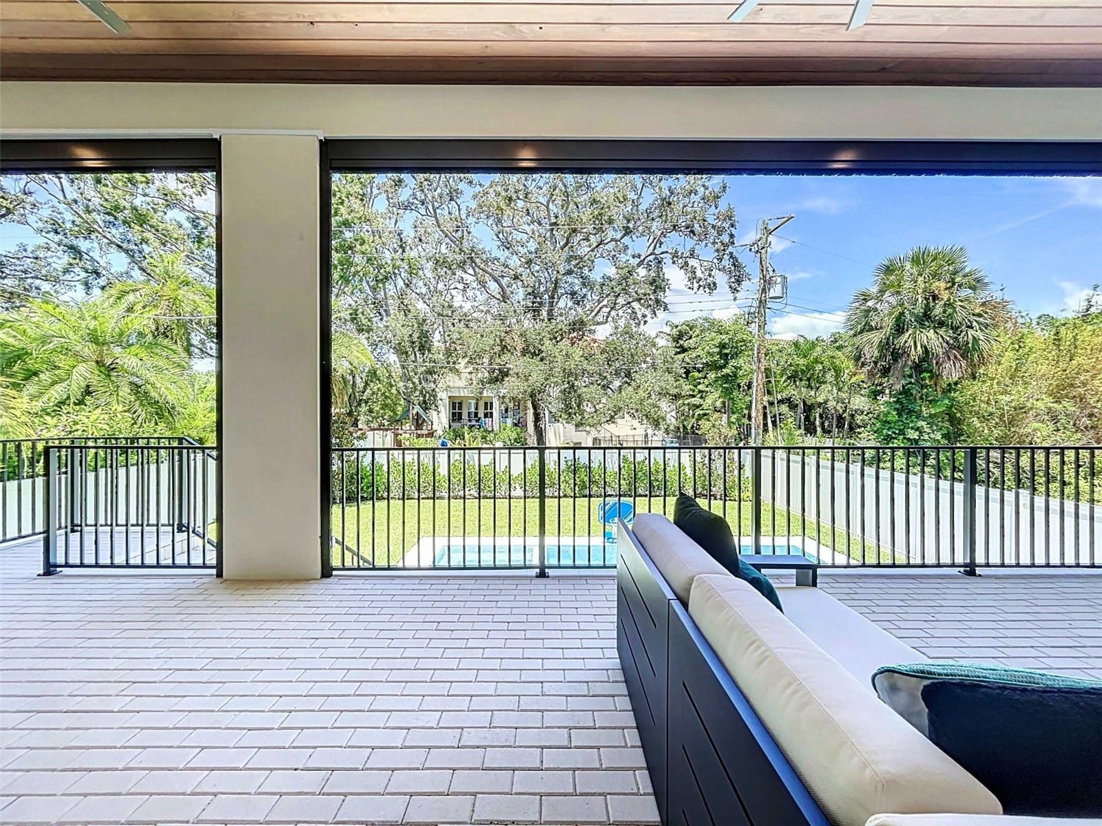 5011 W DICKENS AVE, TAMPA, FL, 33629