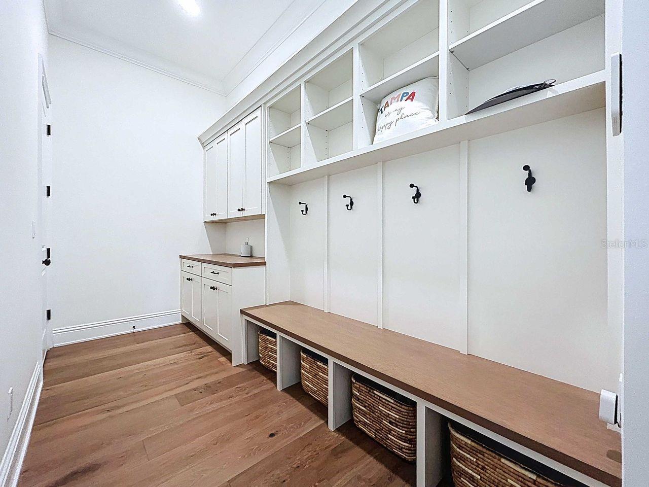 5011 W DICKENS AVE, TAMPA, FL, 33629