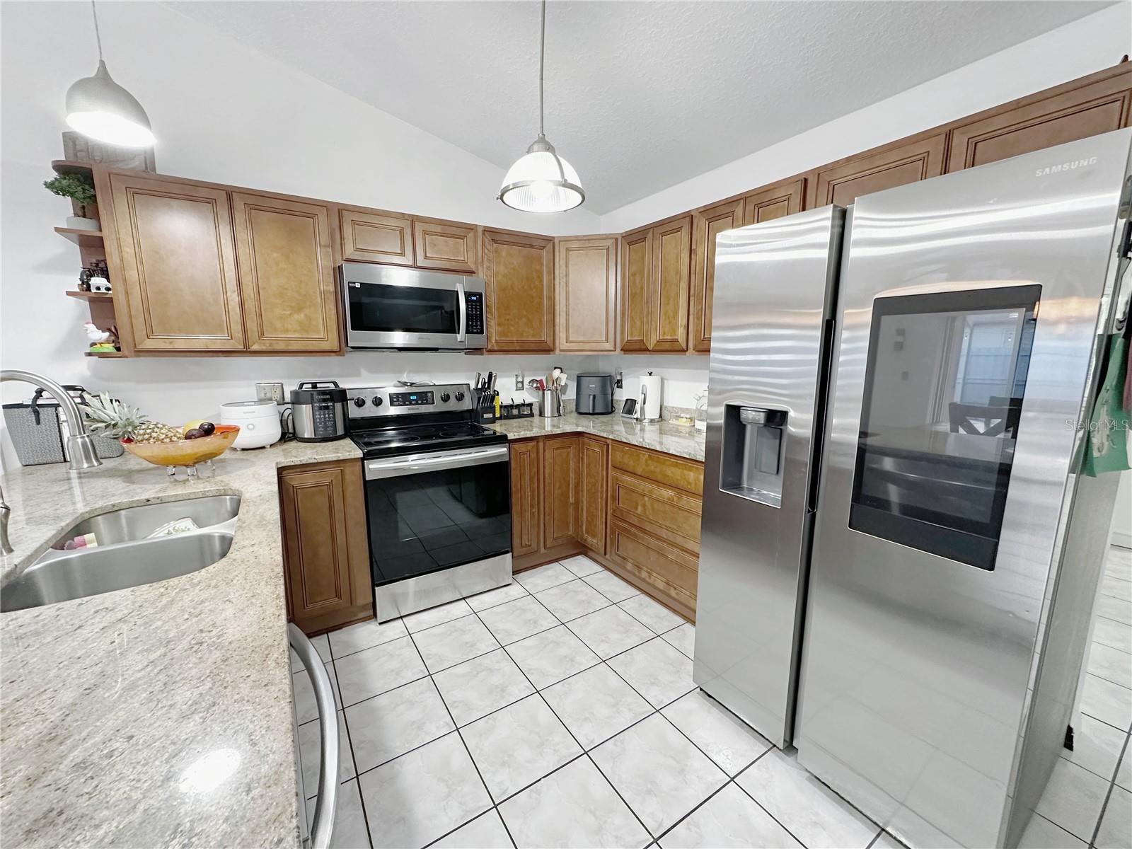 2404 SE 39TH AVE, OCALA, FL, 34471