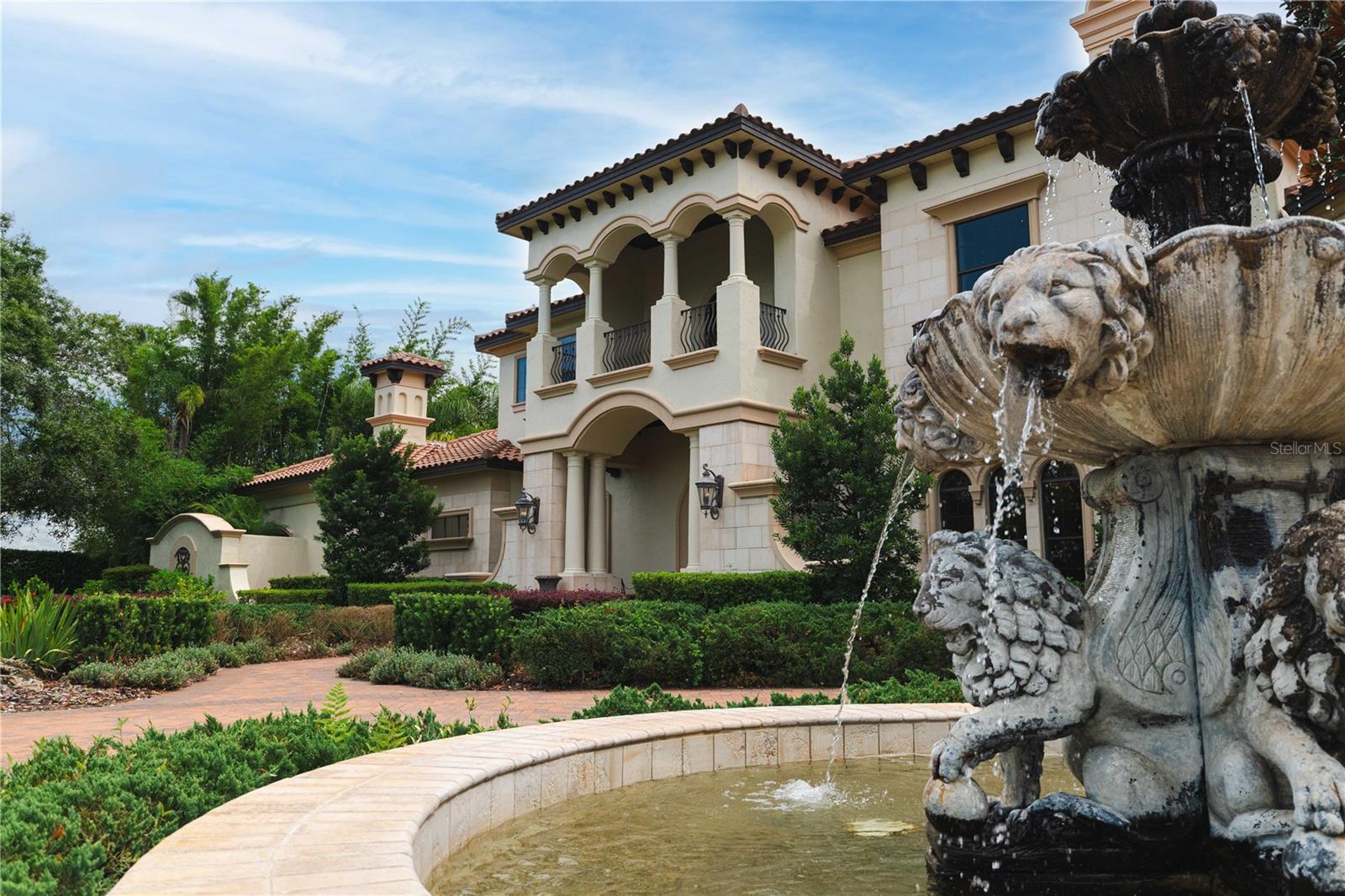 TB8425808 Property Photo