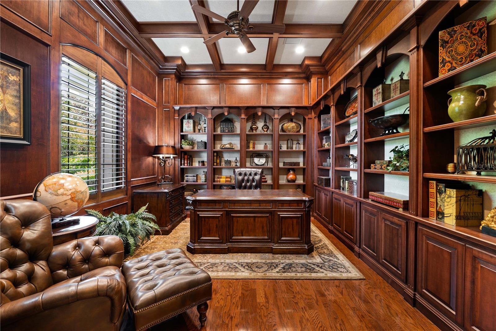 TB8425808 Property Photo