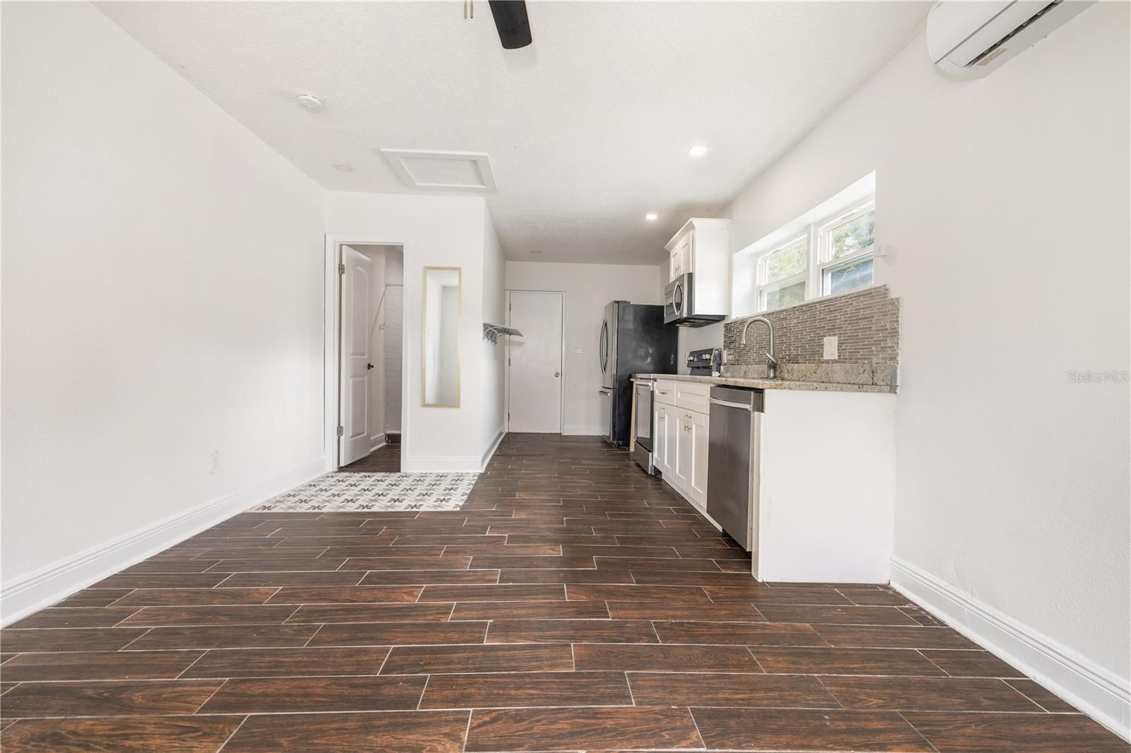 502 E NORTH BAY ST, TAMPA, FL, 33603